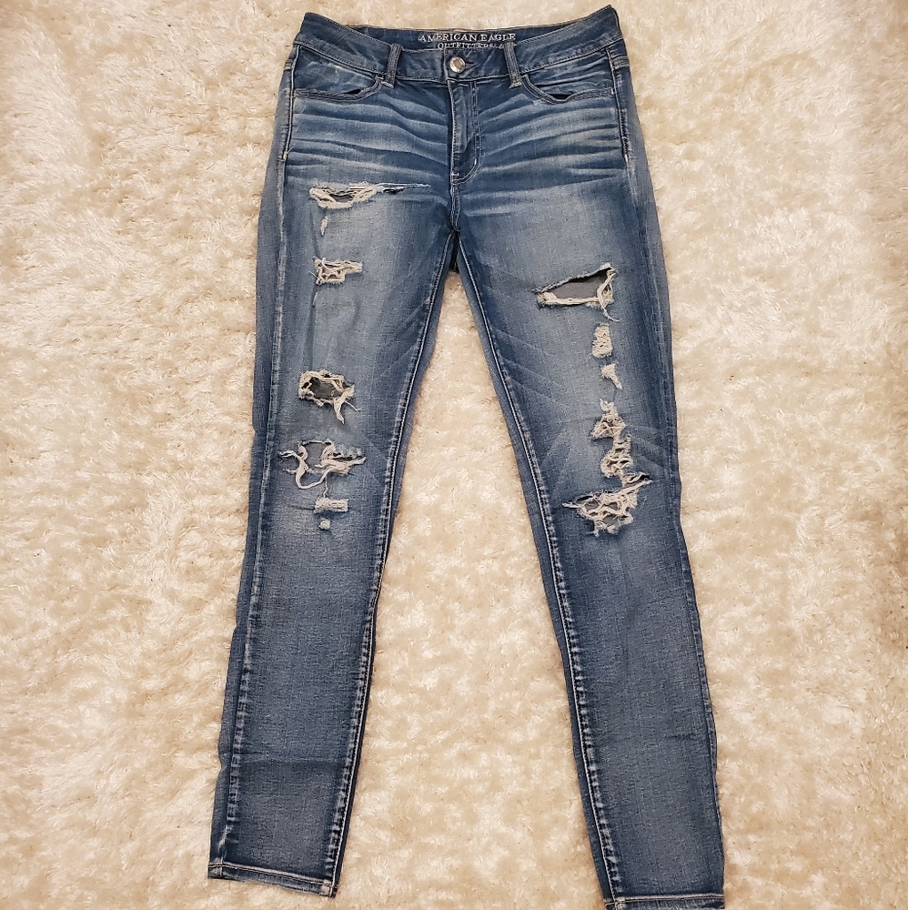 American Eagle Outfitters Distressed Jean